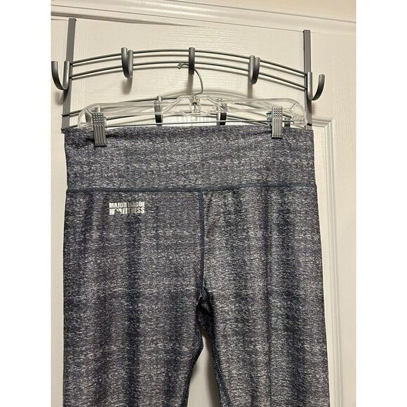 Chicago Cubs Major League Fitness Women’s Leggings L MLB Baseball EUC - Picture 3 of 16
